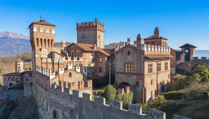 Castillo en venta Pavone Canavese, Piamonte,  Italia