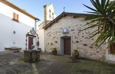 Castillo en venta Croci di Calenzano, Toscana, Capilla