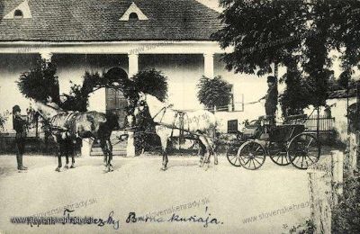 Casa señorial en venta Trnavský kraj, okres Hlohovec, Koplotovce, Frídeský kaštieľ, Trnavský kraj, Historický pohľad - hlavná kúria