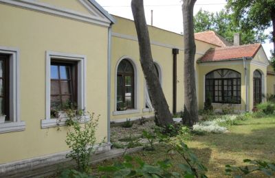 Casa señorial en venta Trnavský kraj, okres Hlohovec, Koplotovce, Frídeský kaštieľ, Trnavský kraj, Hlavná kúria