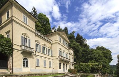 Piso en castillo en venta Orta San Giulio, Piamonte, Vista exterior
