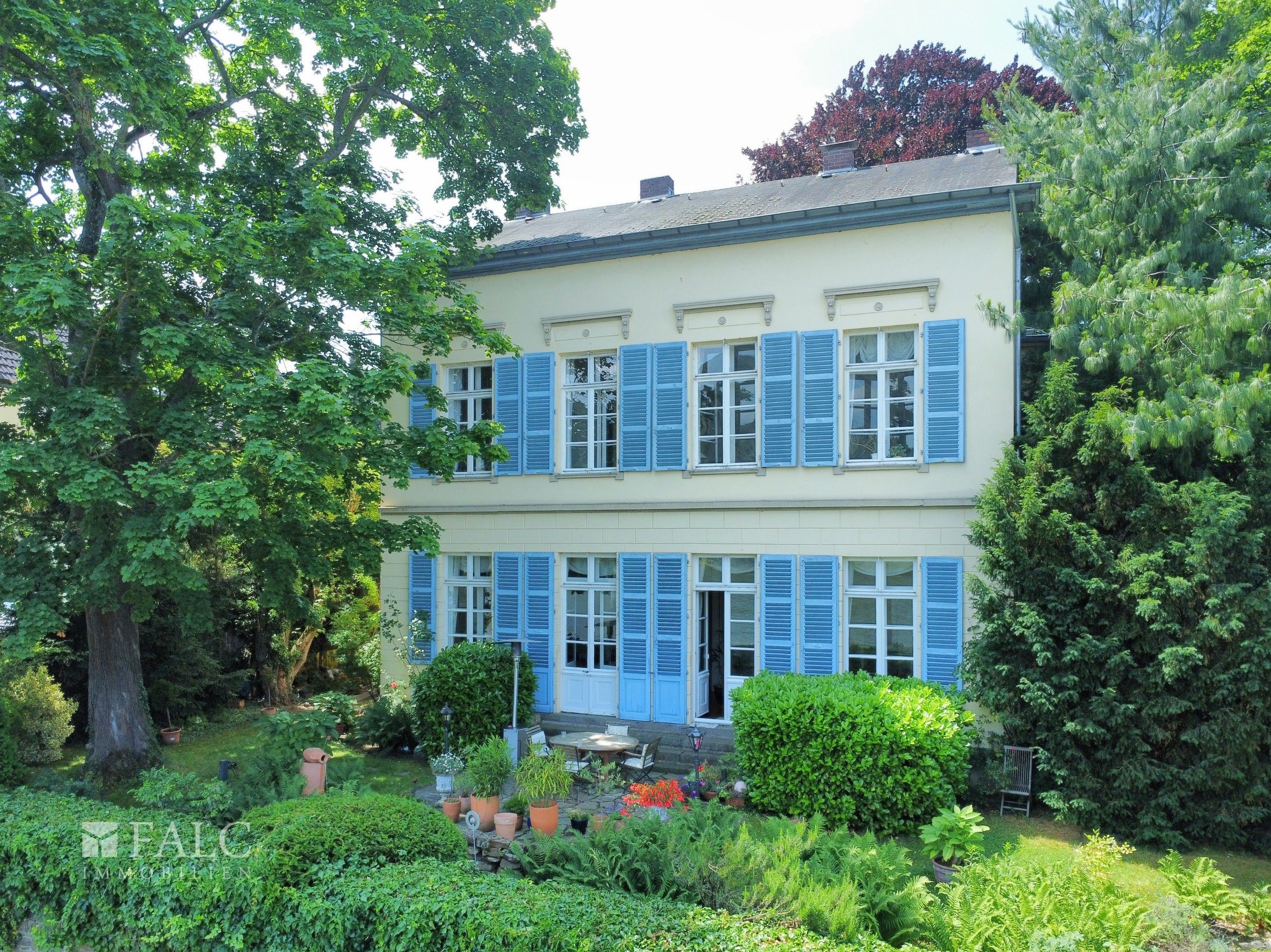 Fotos Villa junto al Rin de 1840 en Bonn