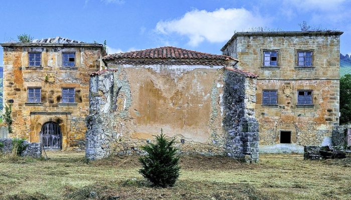 Palacio en venta Sariego, Asturias,  España