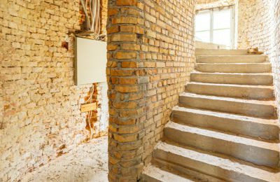 Palacio en venta Luberadz, Mazovia, Escalera secundaria