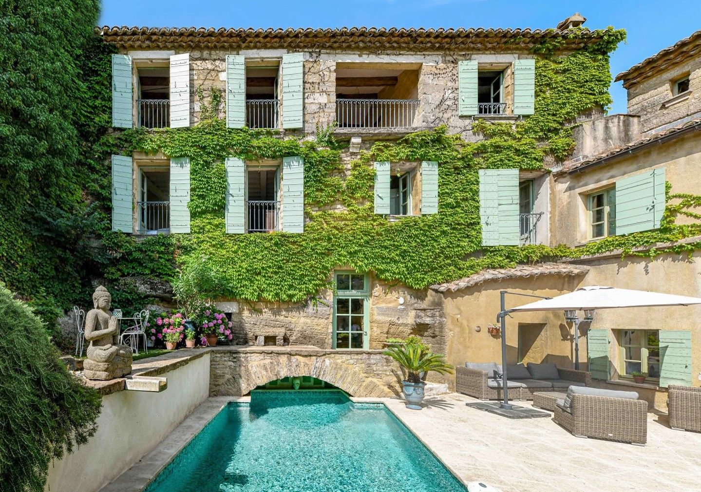 Fotos Residencia burguesa cerca de Uzès del siglo XVI y XIX con jardín y piscina
