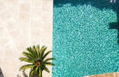 Propiedad Histórica en venta Uzès, Occitania, Piscina