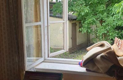 Propiedad Histórica en venta Izbica Kujawska, Toruńska 9, Cuyavia‑Pomerania, widok na ogród i pomieszczeie gospodarcze