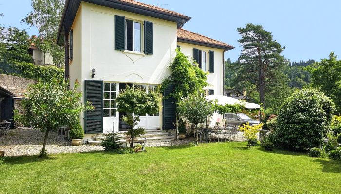Villa histórica en venta Bee, Piamonte,  Italia