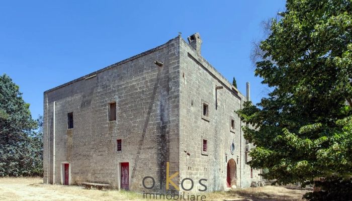 Inmueble histórico en venta Francavilla Fontana, Apulia,  Italia