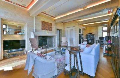 Inmueble histórico en venta Uzès, Occitania, Imagen 9/25