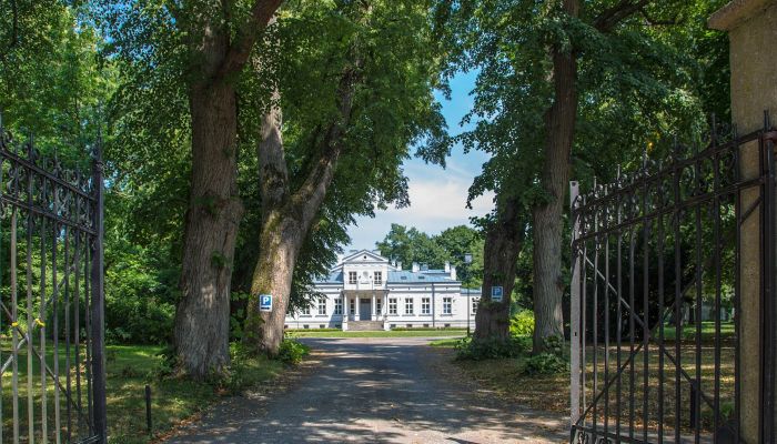 Casa señorial en venta Ojrzanów, Voivodato de Mazovia,  Polonia