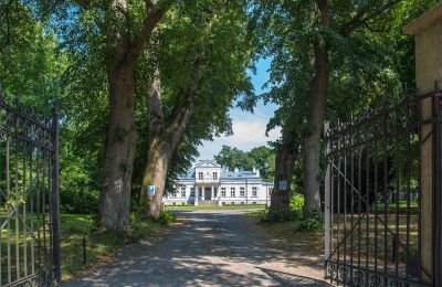 Inmuebles históricos, Palacio en el suroeste de Varsovia