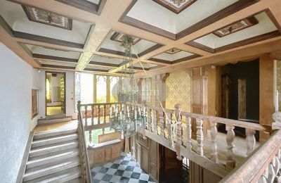 Inmuebles históricos, Palacio para restaurar cerca de Lourdes