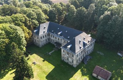 Inmuebles históricos, Conjunto de palacio y parque en Pobiedna, Baja Silesia