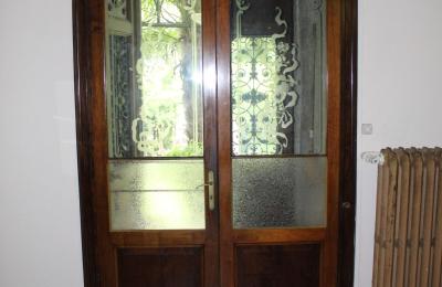 Mansión histórica en venta Faido, Tesino, doppia porta ingresso (storico)