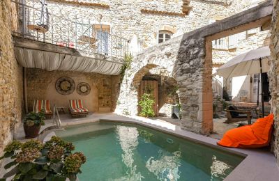 Inmueble histórico Uzès, Occitania