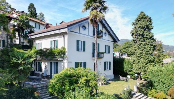 Villa histórica en venta 28838 Stresa, Piamonte,  Italia