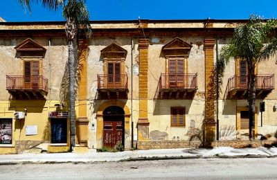 Inmuebles históricos, Sicilia: Casa señorial en Ribera