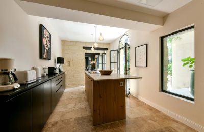 Propiedad histórica en venta Uzès, Occitania, Imagen 5/24