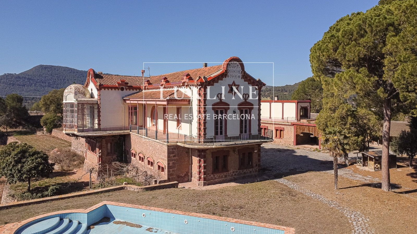 Fotos Residencia Modernista en el lugar del antiguo Monasterio de Sant Domènec