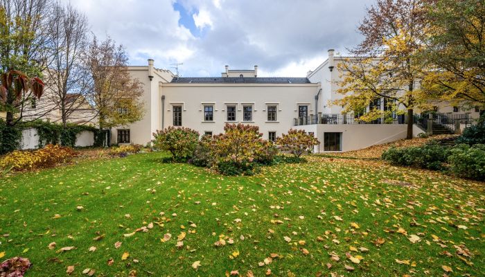 Palacio en venta Trnová, Región de Bohemia Central