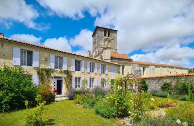 Mansión histórica en venta Beauvais-sur-Matha, rue de l eglise 12, Nueva Aquitania, Imagen 2/19