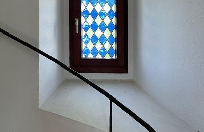 Palacio en venta 84375 Kirchdorf am Inn, Hofmarkstraße 2, Baviera, Treppenhaus: bleiverglaste Fenster