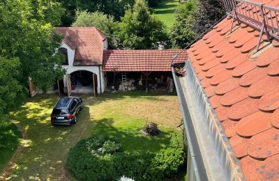 Palacio en venta 84375 Kirchdorf am Inn, Hofmarkstraße 2, Baviera, Blick vom Turmzimmerchen zur Garage