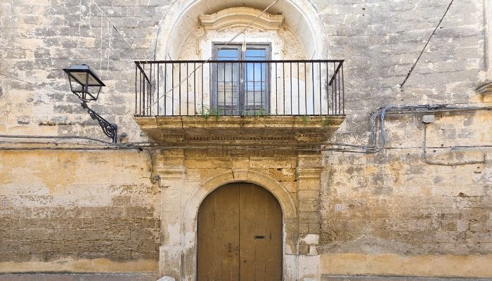 Palacio urbano en venta Francavilla Fontana, Apulia