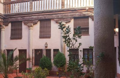 Apartamento en edificio histórico en venta Toledo, Amador de los Ríos 2, Castilla-La Mancha, Patio
