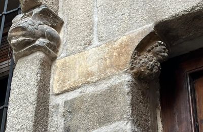 Apartamento en edificio histórico en venta Toledo, Amador de los Ríos 2, Castilla-La Mancha, Detalles