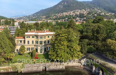 Apartamento en edificio histórico en venta Como, Lombardía, Vista exterior