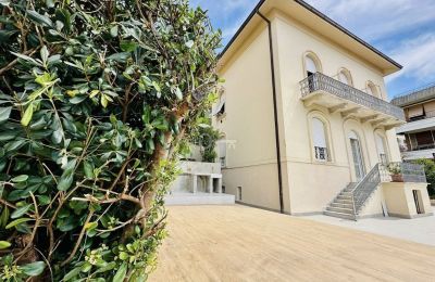 Mansión histórica en venta La Spezia, Liguria, Vista exterior