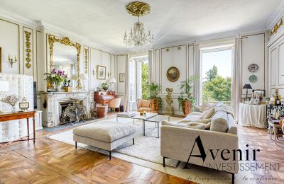 Mansión histórica en venta Vaugneray, Auvergne-Rhône-Alpes, Imagen 2/12