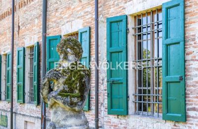 Mansión histórica en venta Montechiarugolo, Emilia-Romaña, Detalles