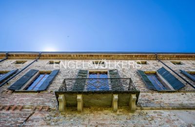 Mansión histórica en venta Montechiarugolo, Emilia-Romaña, Balcón