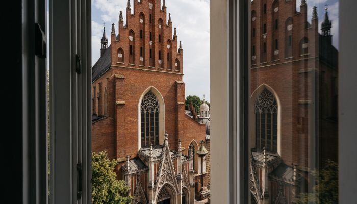 Apartamento en edificio histórico en Cracovia, Plac Dominikański