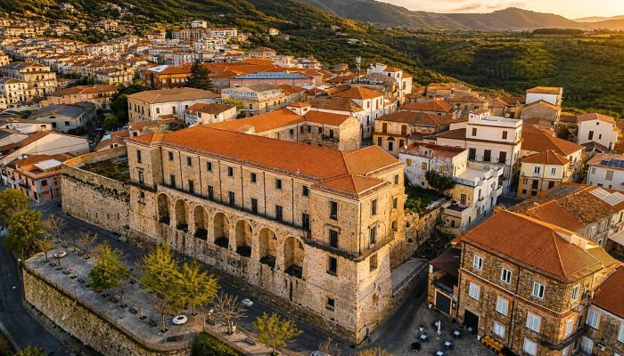 Palacio en venta Nicotera, Calabria