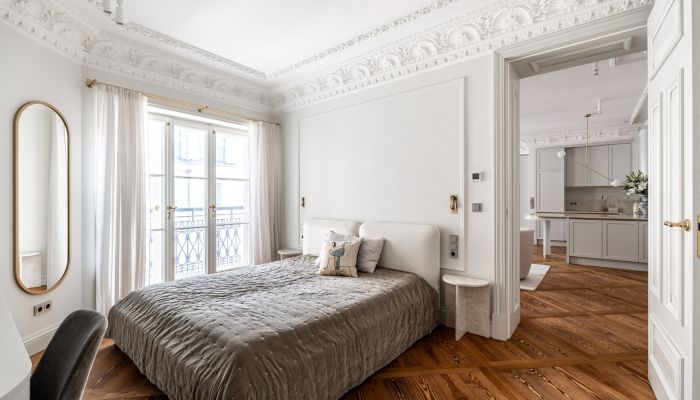 Apartamento en edificio histórico en venta Warszawa, Mazovia