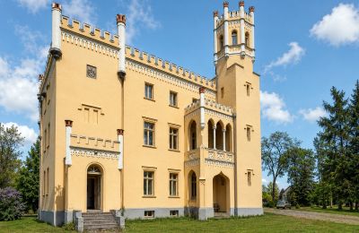 Inmuebles históricos, Palacio al sureste de Wrocław – Pałac w Naroku