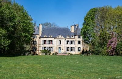 Palacio Caen, Normandía