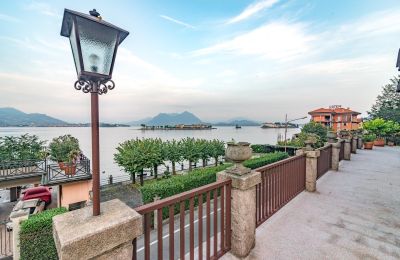 Villa histórica en venta Baveno, Piamonte:  Terraza