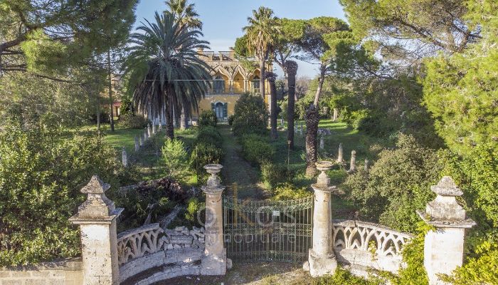 Villa histórica en venta Mesagne, Apulia,  Italia