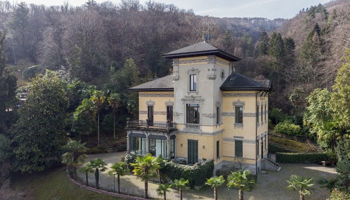 Villa histórica en venta 28838 Stresa, Piamonte,  Italia