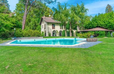 Villa histórica en venta Castelletto Sopra Ticino, Piamonte:  Vista exterior