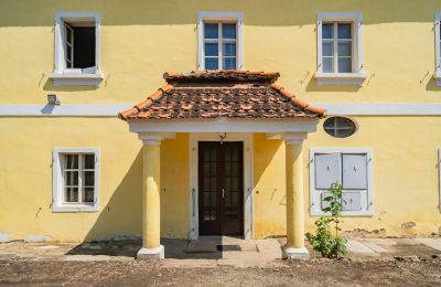 Palacio en venta Žatec, okres Louny, Entrada