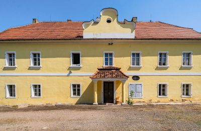 Palacio en venta Žatec, okres Louny, Vista frontal