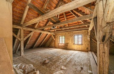 Palacio en venta Žatec, okres Louny, Buhardilla