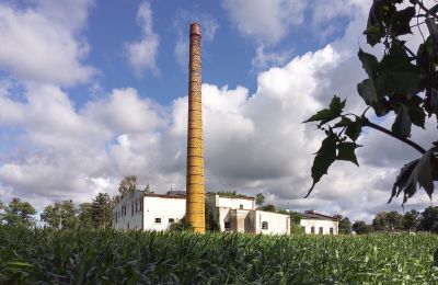 Inmuebles históricos, Complejo histórico «Antigua Fábrica» junto al lago: inversión para uso residencial privado o turístico