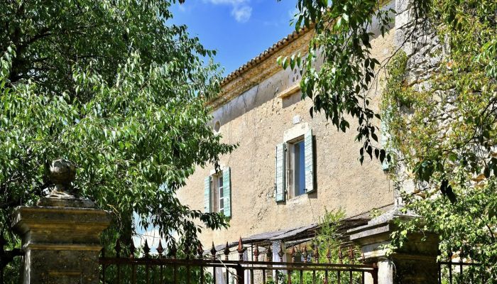 Mas auténtico con elementos originales conservados, a 21 minutos de Uzès